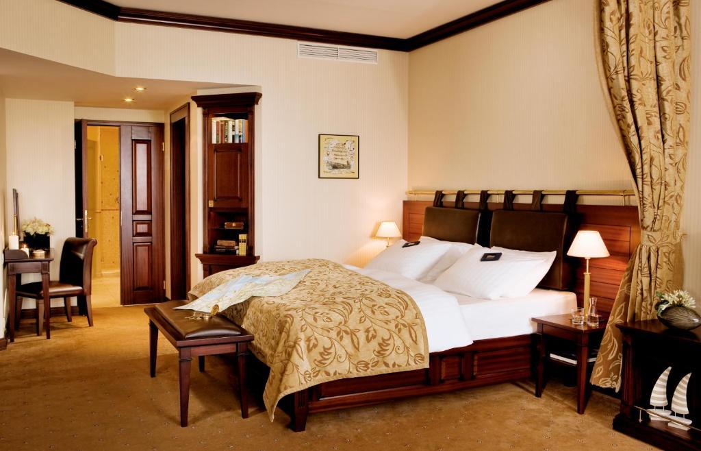 Yachthafenresidenz Hohe Duene Hotel Rostock Quarto foto